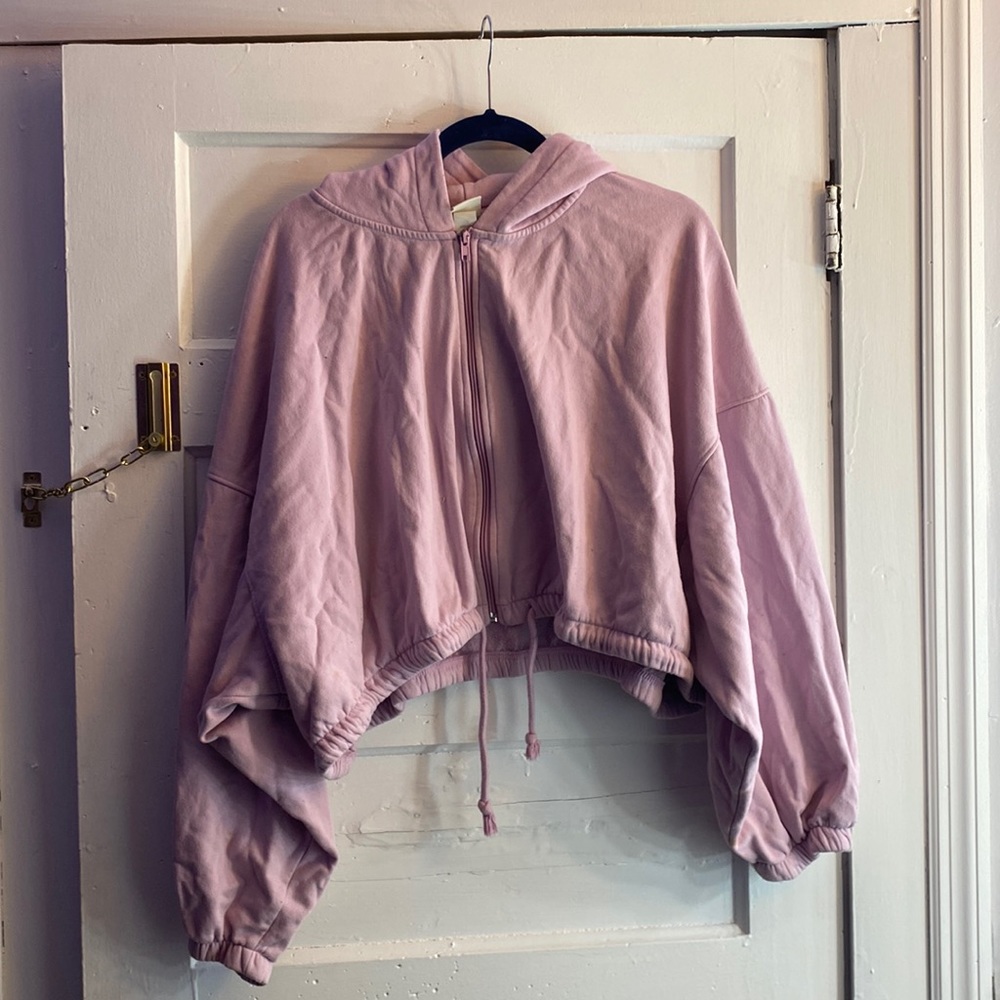 Pink H&M pink cropped zip up